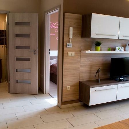 シャールヴァールPlatina Apartmanアパートメント エクステリア 写真